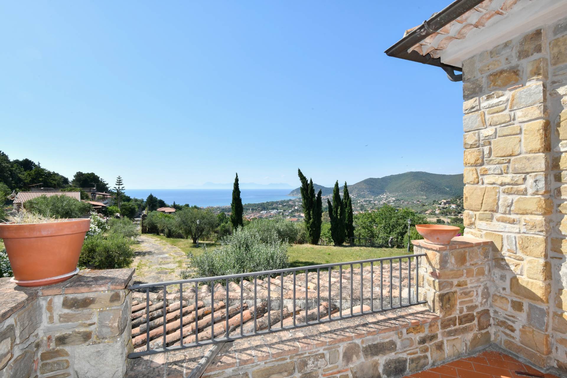Villa in vendita a Castellabate, 6 locali, zona Località: S.aMaria, prezzo € 820.000 | CambioCasa.it