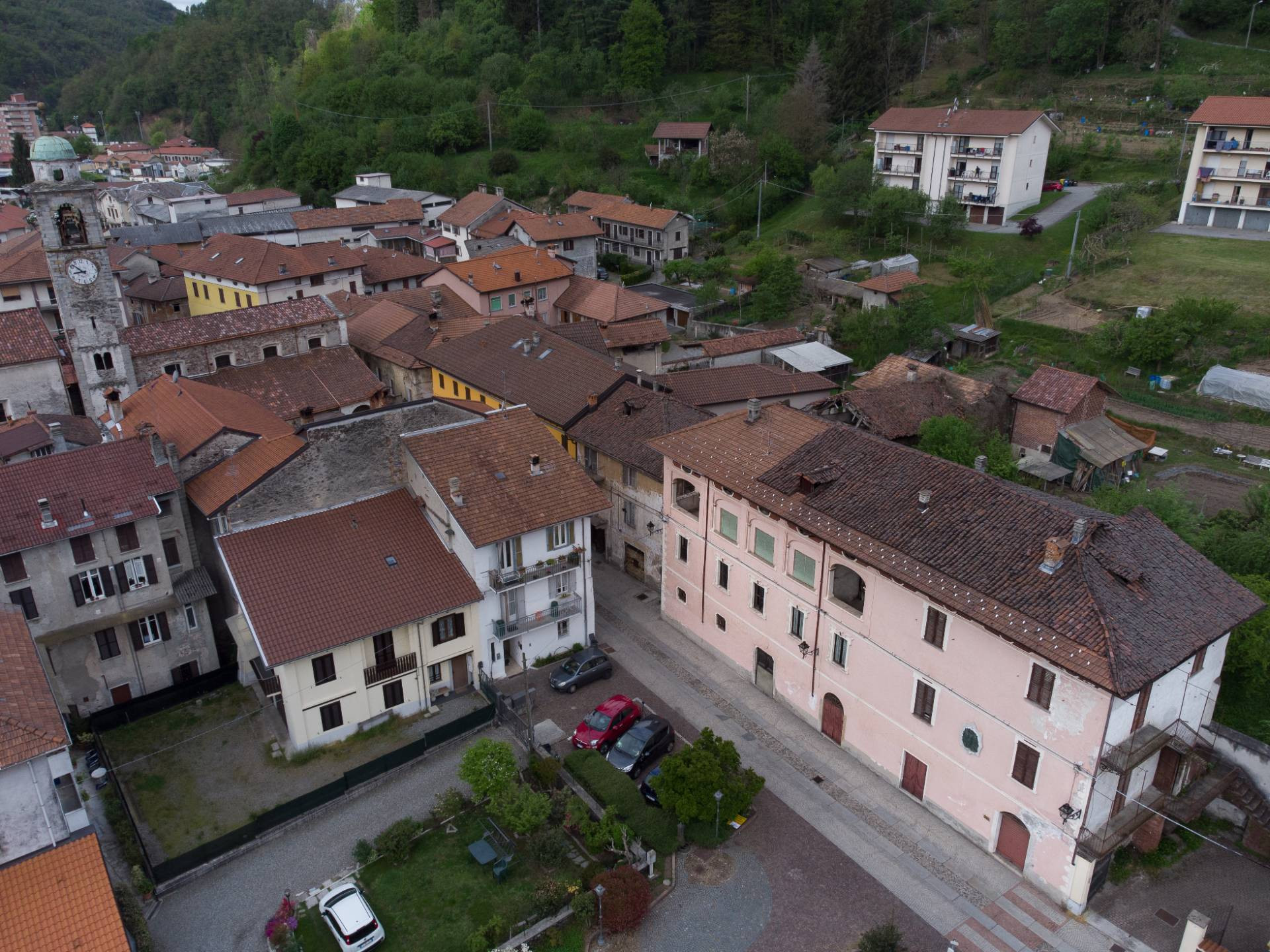 Villa a Schiera in vendita a Valduggia, 20 locali, prezzo € 150.000 | PortaleAgenzieImmobiliari.it