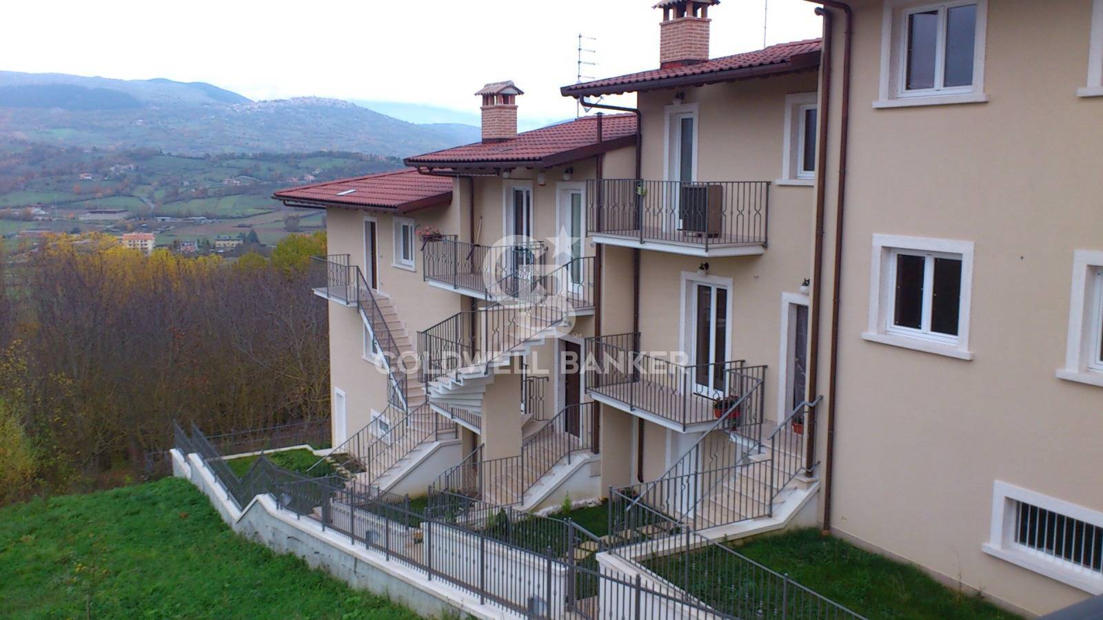 Appartamento in vendita a Tagliacozzo, 3 locali, prezzo € 107.000 | CambioCasa.it