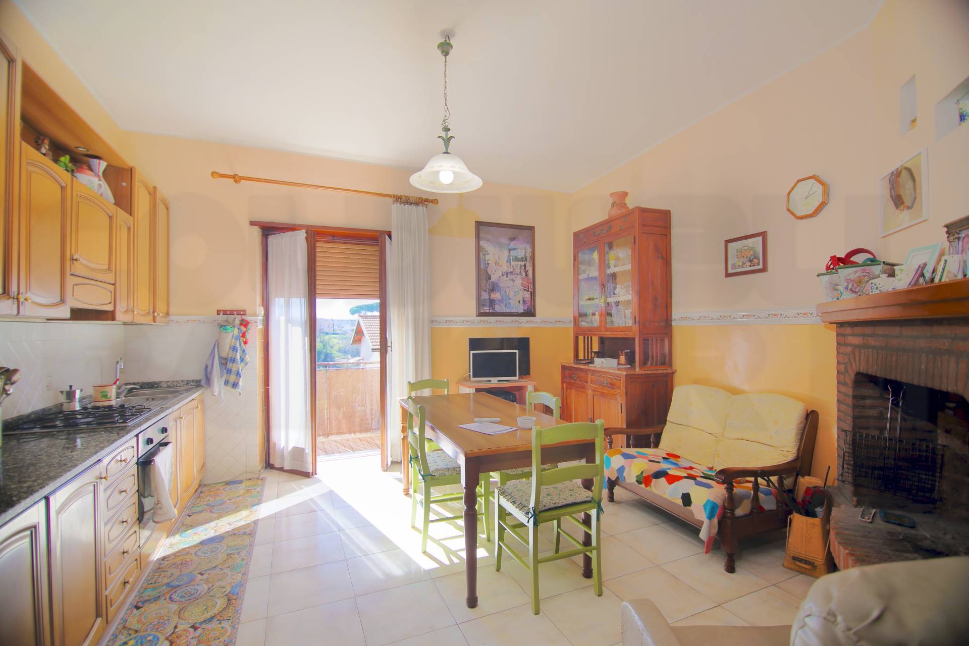 Appartamento in vendita a Mentana, 4 locali, prezzo € 215.000 | CambioCasa.it