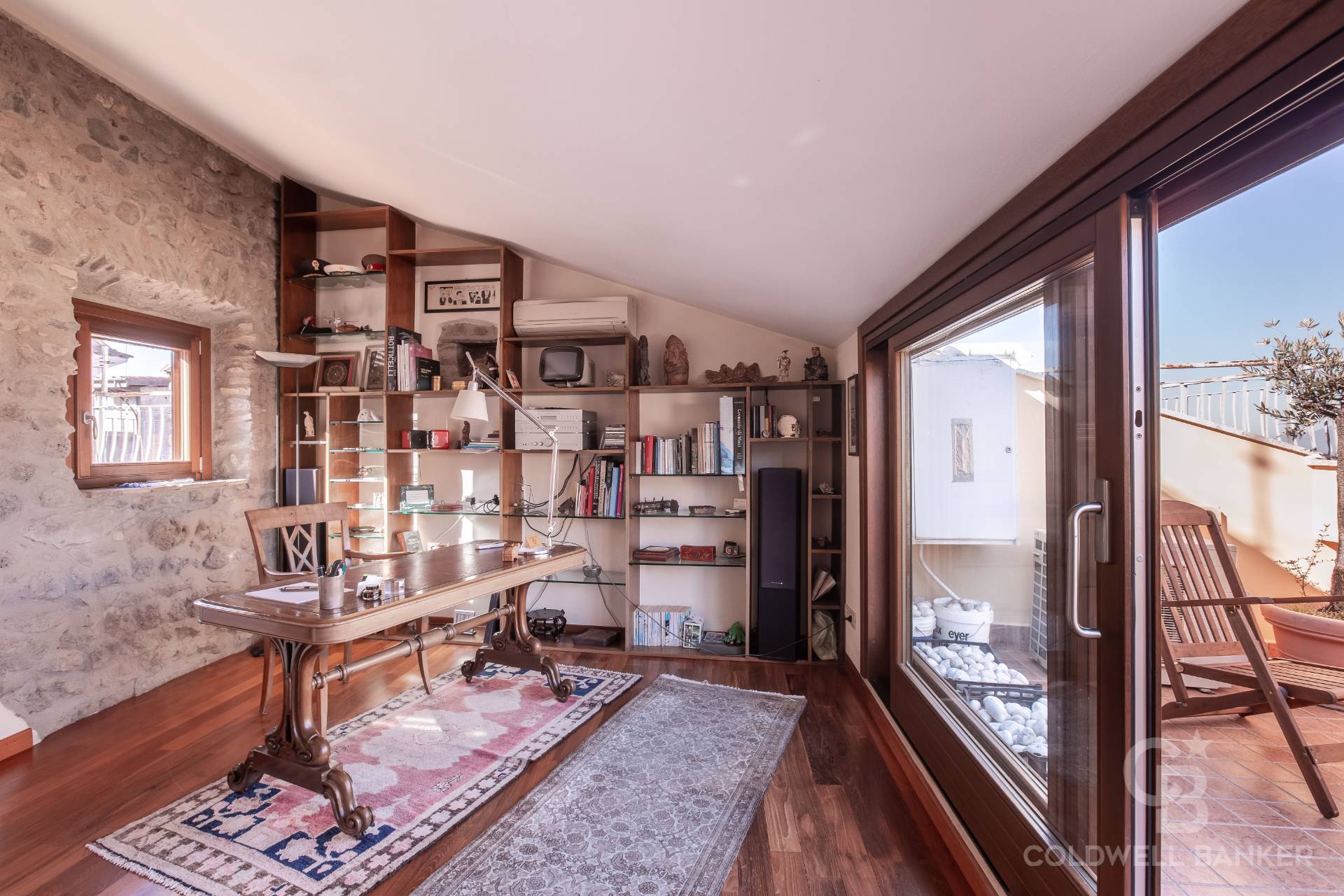 Appartamento in vendita a Monte Porzio Catone, 3 locali, prezzo € 280.000 | CambioCasa.it