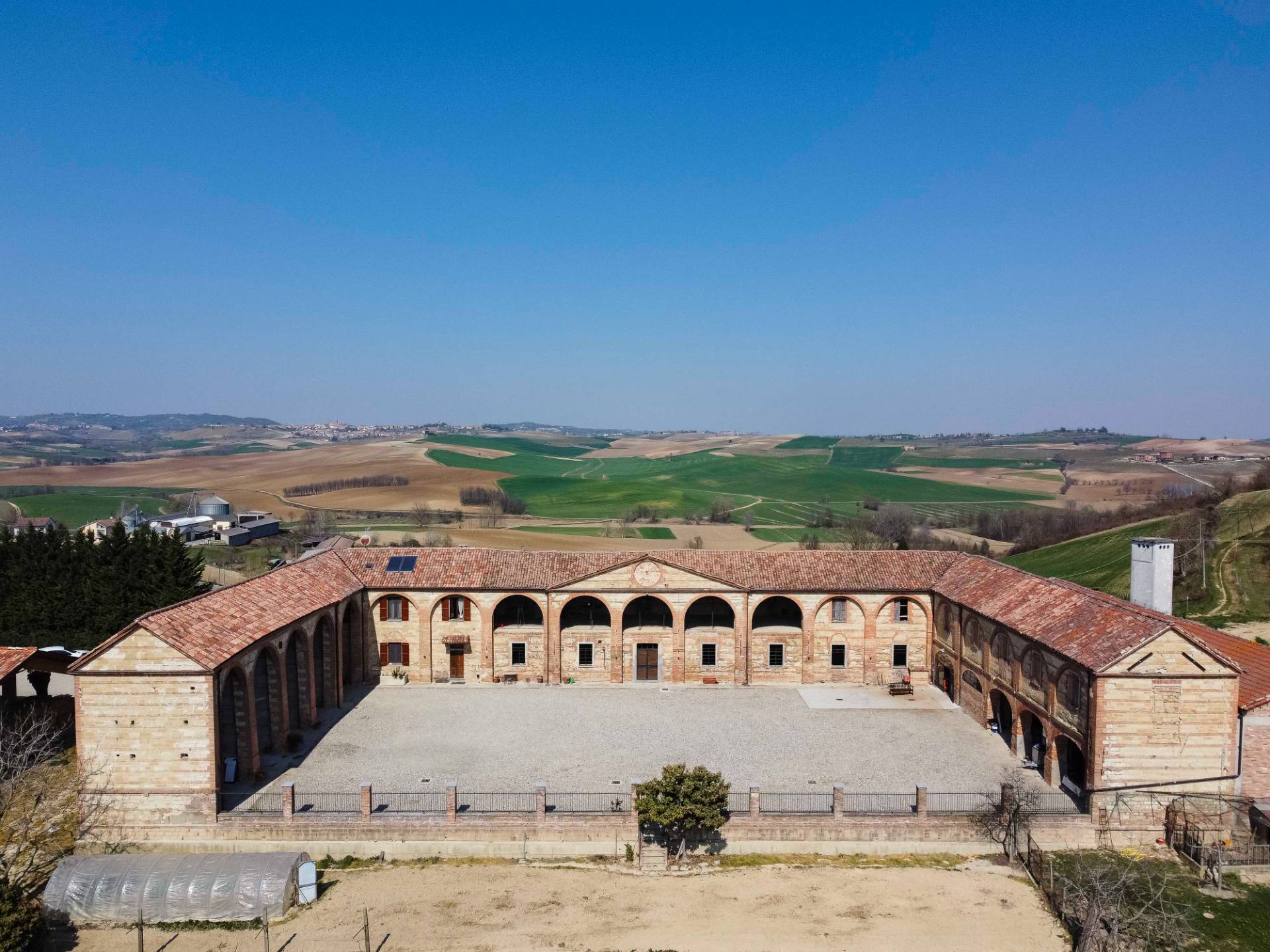 Azienda Agricola in vendita a Montemagno, 9999 locali, prezzo € 3.600.000 | PortaleAgenzieImmobiliari.it