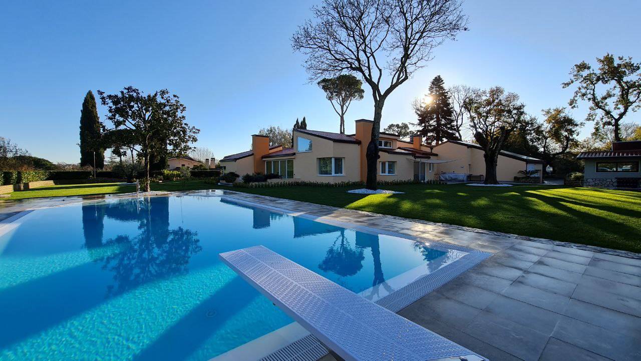 Villa in vendita a Roma, 12 locali, zona Zona: 42 . Cassia - Olgiata, prezzo € 2.900.000 | CambioCasa.it