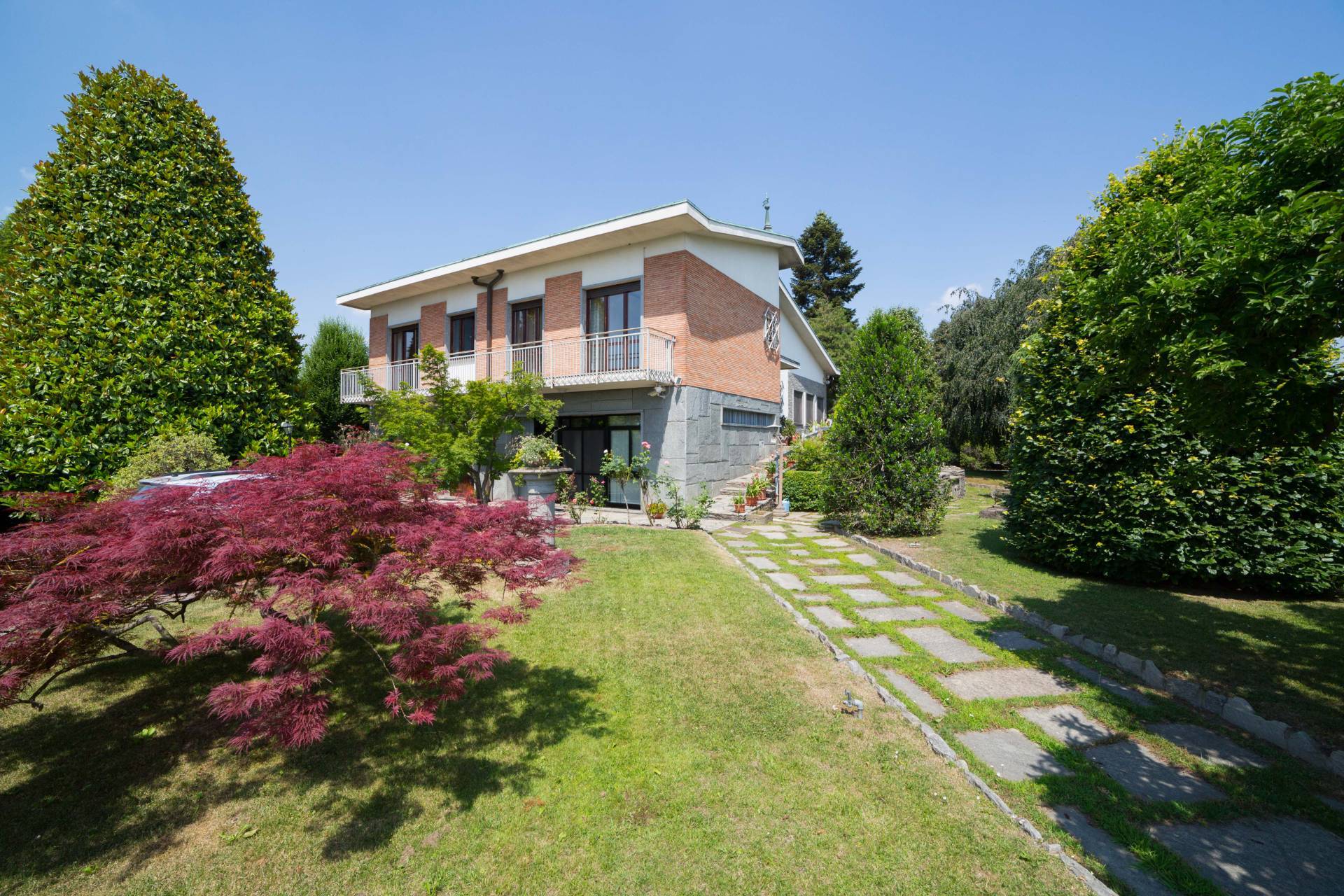 Villa in vendita a Vinovo, 6 locali, prezzo € 790.000 | PortaleAgenzieImmobiliari.it