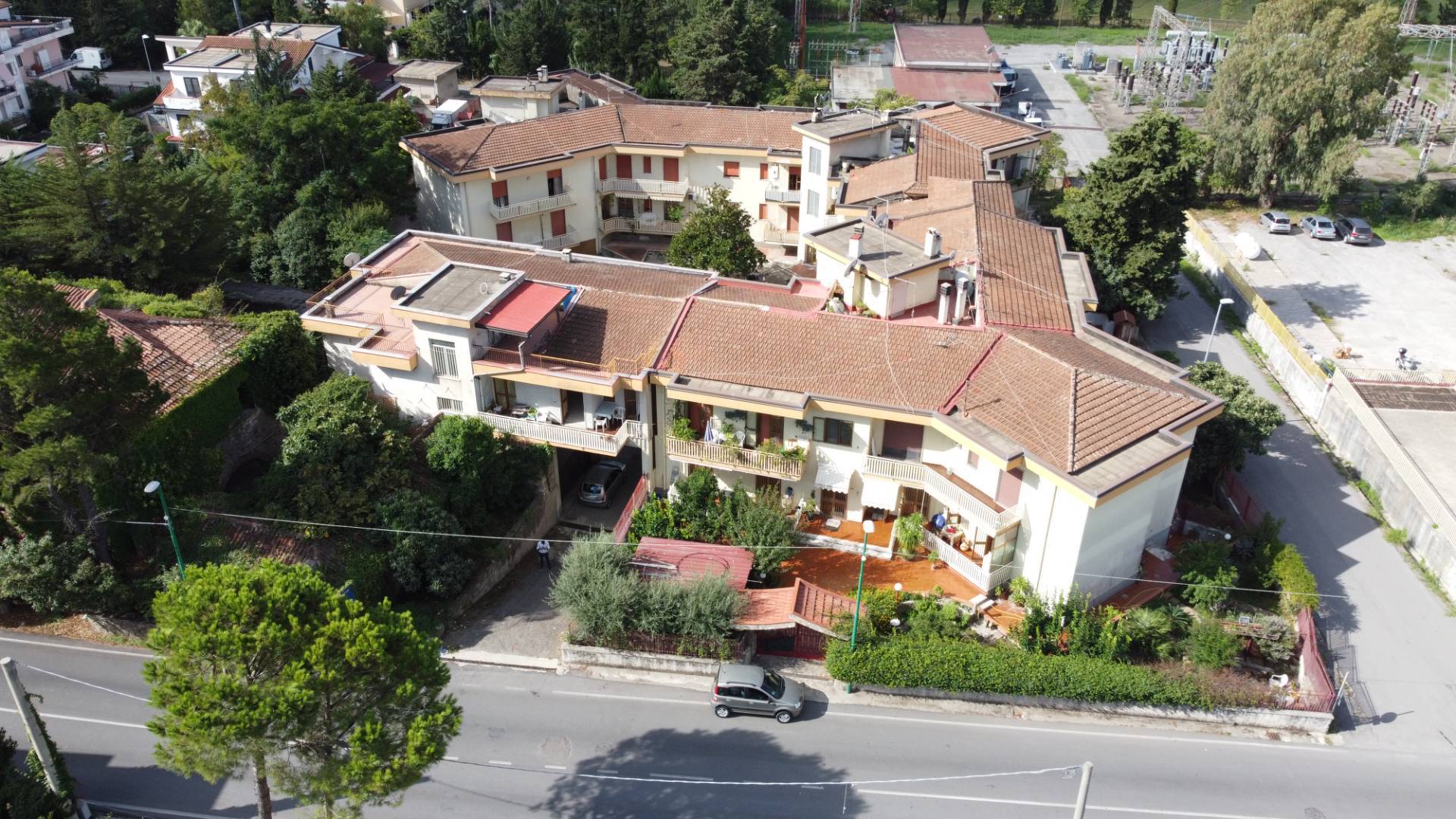 Appartamento in vendita a Agropoli, 4 locali, zona Località: MadonnadelCarmine, prezzo € 120.000 | CambioCasa.it