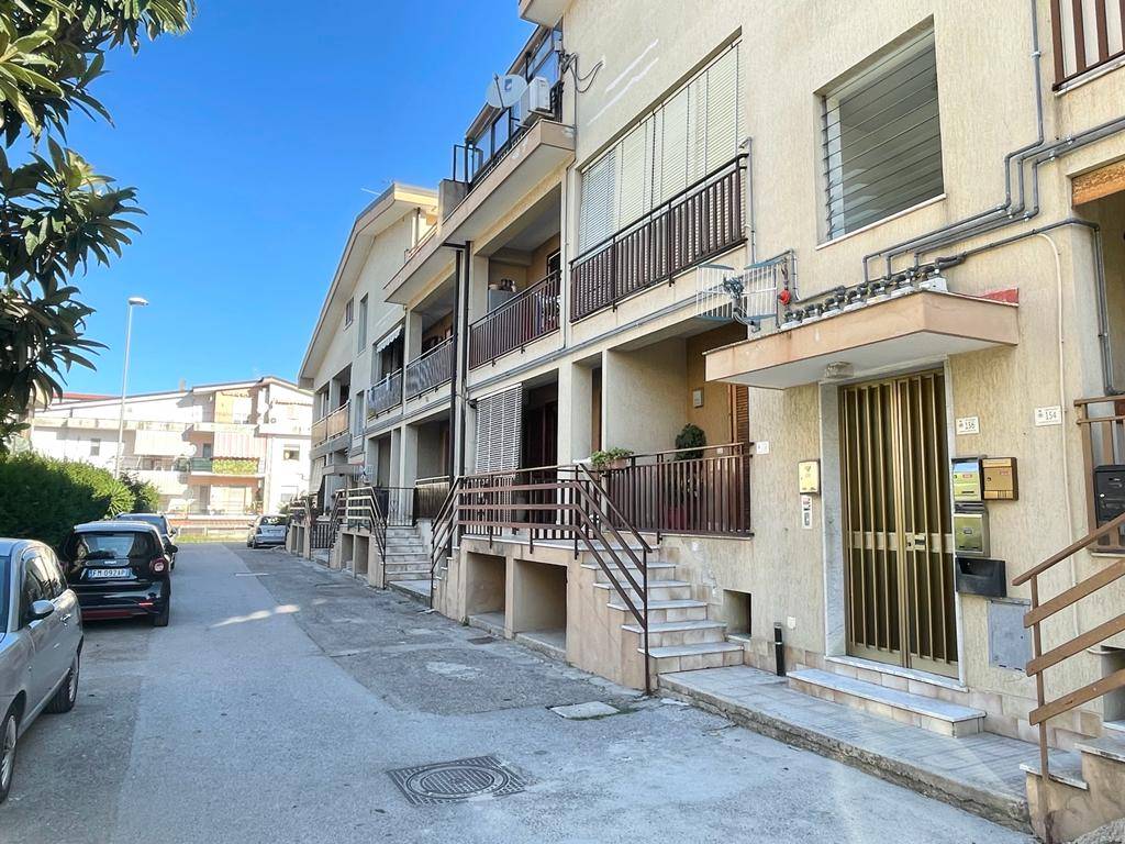 Appartamento in vendita a Agropoli, 3 locali, zona Località: MadonnadelCarmine, prezzo € 95.000 | PortaleAgenzieImmobiliari.it