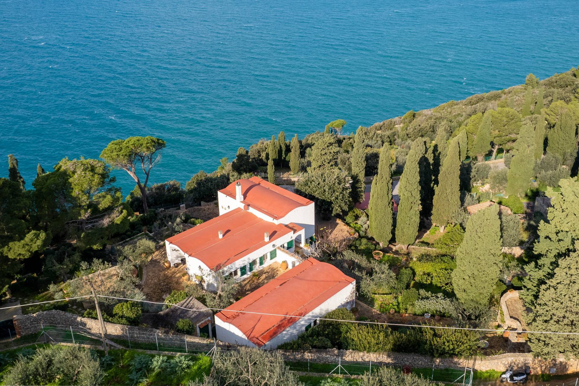Villa in affitto a Monte Argentario, 14 locali, zona Località: PuntaLividonia, prezzo € 16.000 | CambioCasa.it