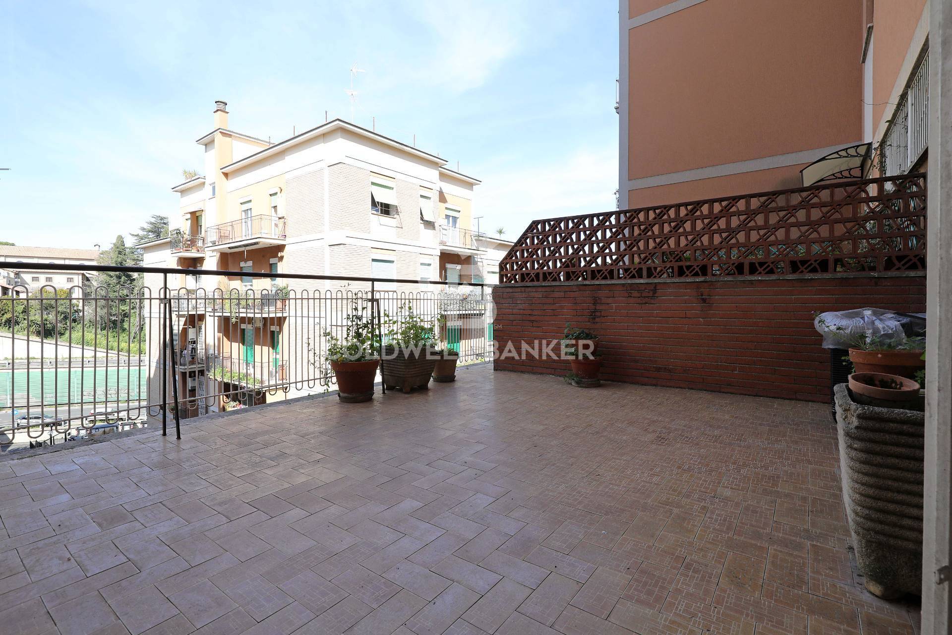 Appartamento in vendita a Roma, 5 locali, zona Zona: 23 . Portuense - Magliana, prezzo € 470.000 | CambioCasa.it