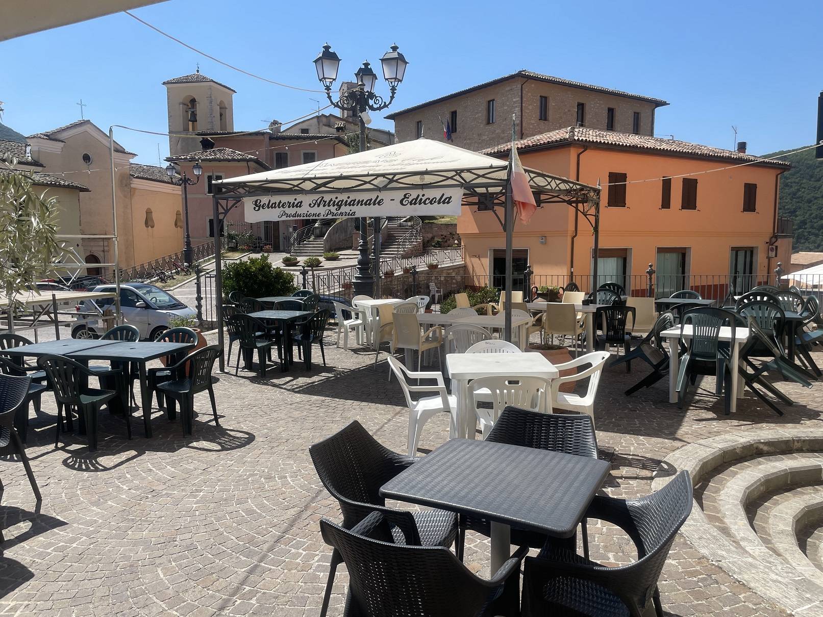 Bar in vendita a Cerreto di Spoleto, 9999 locali, zona Località: CerretodiSpoleto-Centro, prezzo € 50.000 | PortaleAgenzieImmobiliari.it