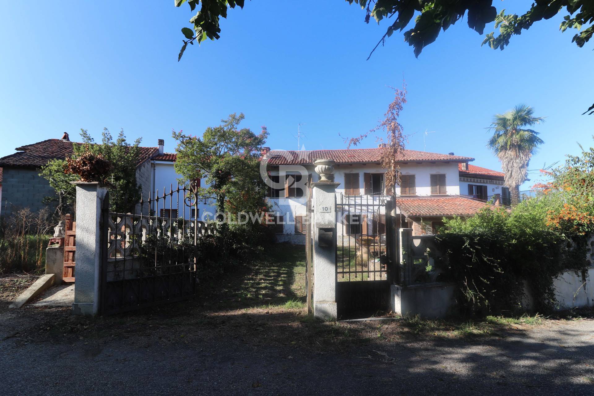 Villa a Schiera in vendita a Rocchetta Tanaro, 5 locali, prezzo € 70.000 | PortaleAgenzieImmobiliari.it