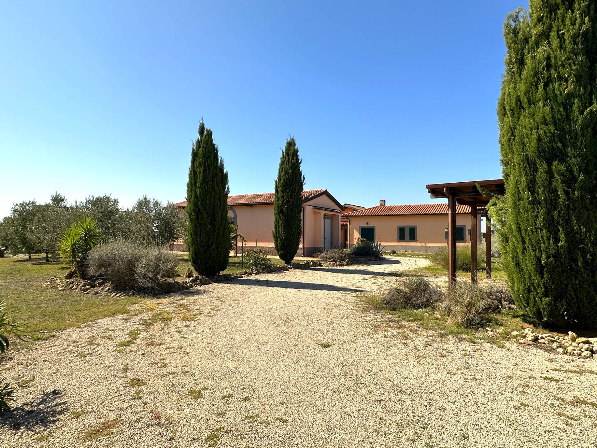 Villa in vendita a Tarquinia, 5 locali, zona Località: Campagna, prezzo € 550.000 | PortaleAgenzieImmobiliari.it