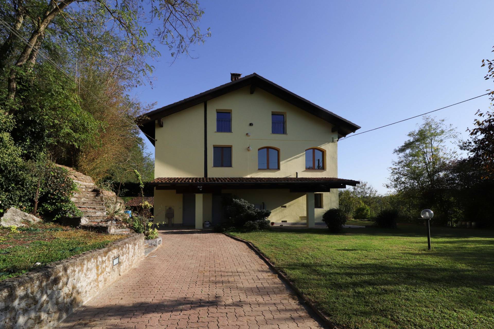 Villa in vendita a San Paolo Solbrito, 15 locali, prezzo € 490.000 | PortaleAgenzieImmobiliari.it