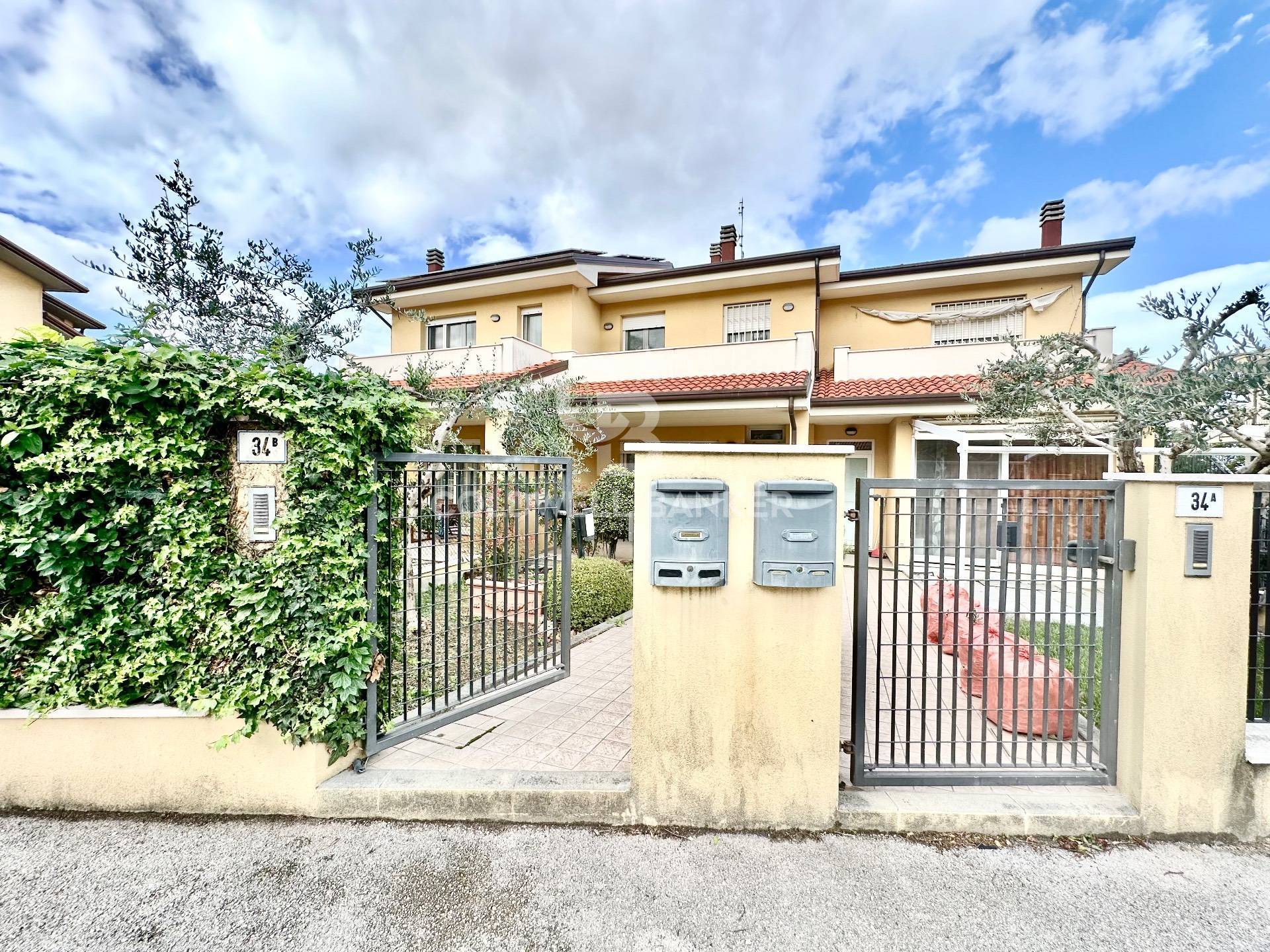 Appartamento in vendita a Coriano, 2 locali, prezzo € 175.000 | PortaleAgenzieImmobiliari.it