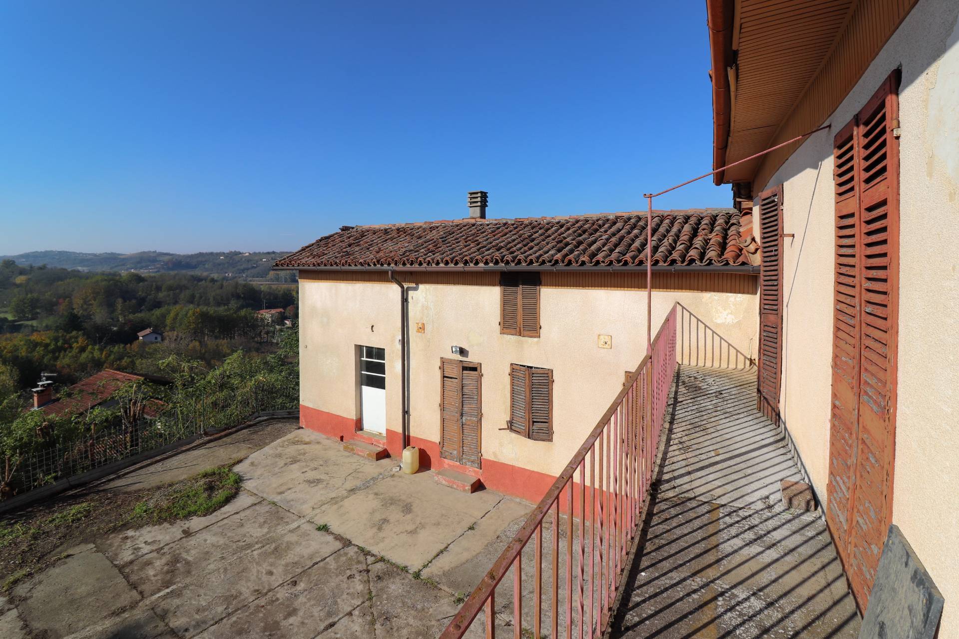 Rustico / Casale in vendita a Cortiglione, 7 locali, prezzo € 90.000 | PortaleAgenzieImmobiliari.it