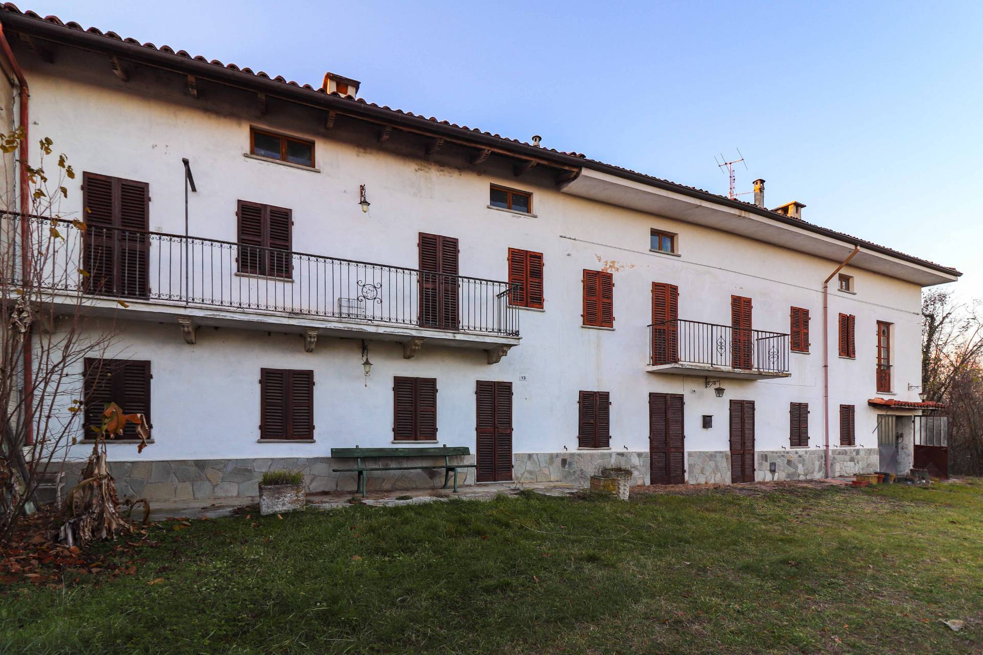 Rustico / Casale in vendita a Rocchetta Tanaro, 30 locali, prezzo € 150.000 | PortaleAgenzieImmobiliari.it