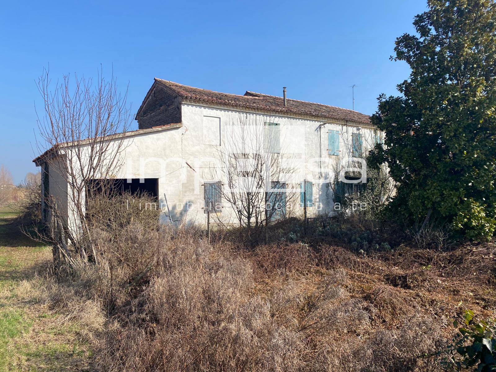 Villa Bifamiliare in vendita a San Donà di Piave, 5 locali, zona ecchia, prezzo € 115.000 | PortaleAgenzieImmobiliari.it