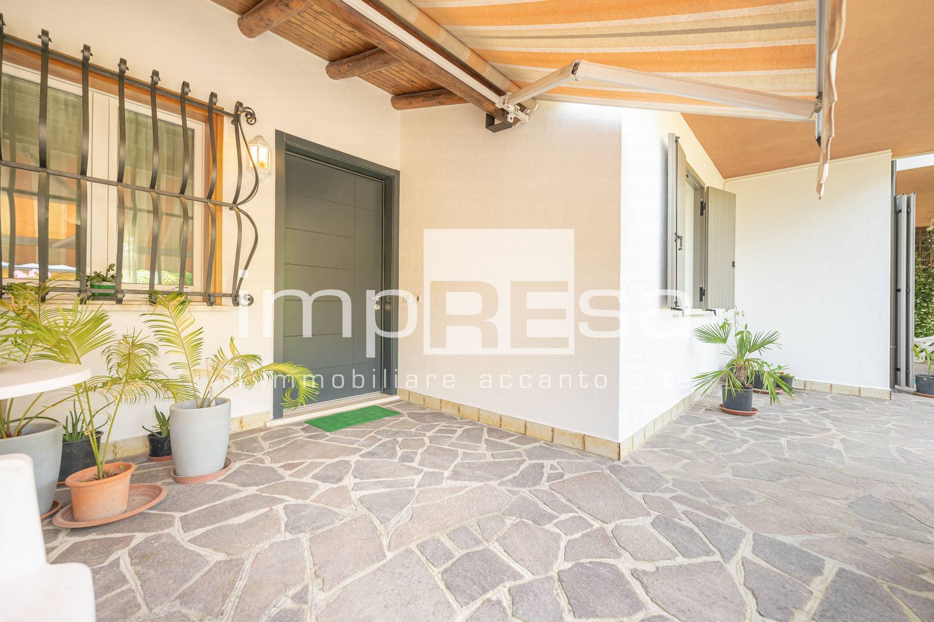 Villa Bifamiliare in vendita a Lignano Sabbiadoro, 7 locali, zona Località: LignanoPineta, prezzo € 570.000 | PortaleAgenzieImmobiliari.it