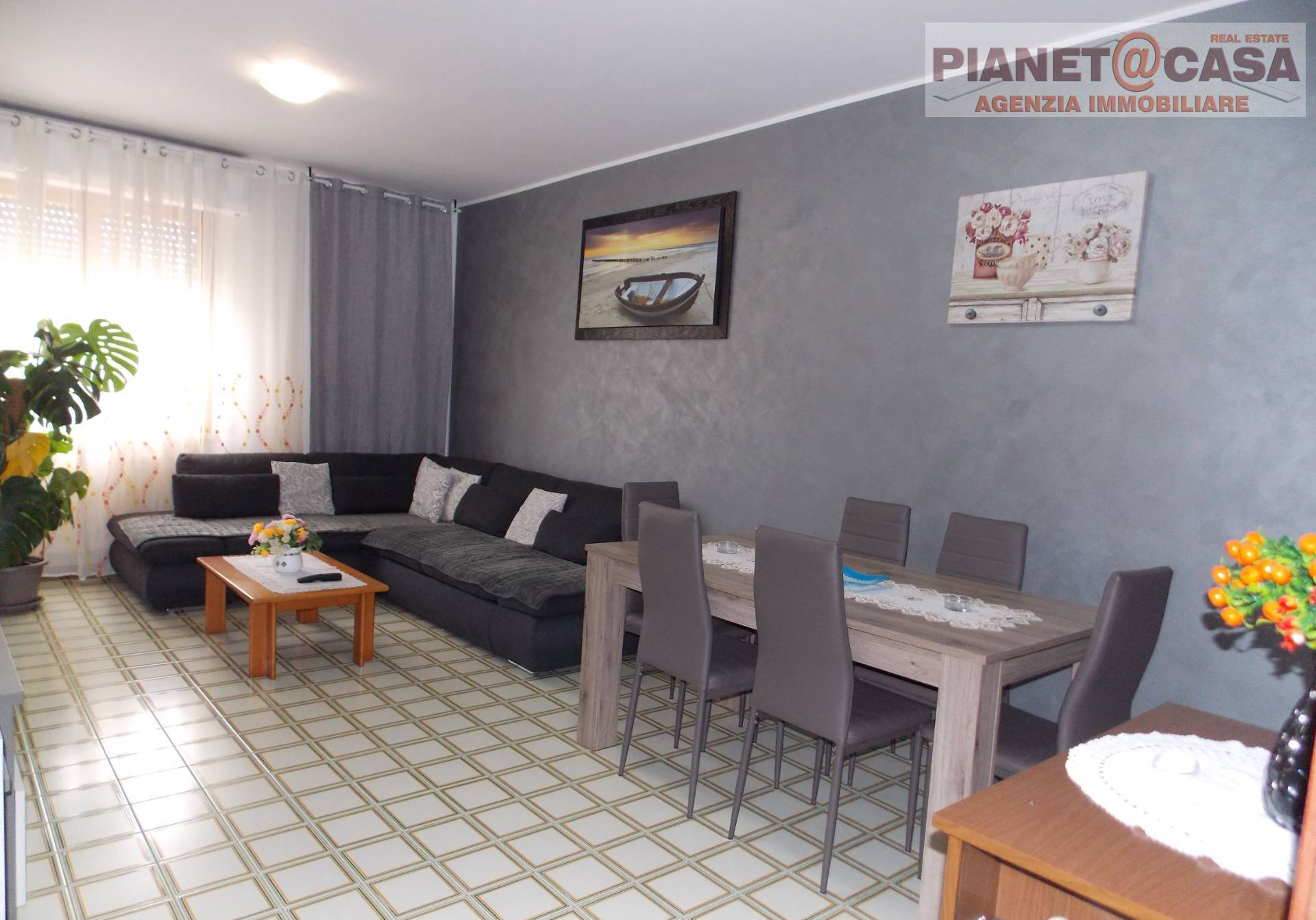 Appartamento in vendita a Spinetoli, 4 locali, zona Località: PAGLIAREDELTRONTO, prezzo € 89.000 | PortaleAgenzieImmobiliari.it