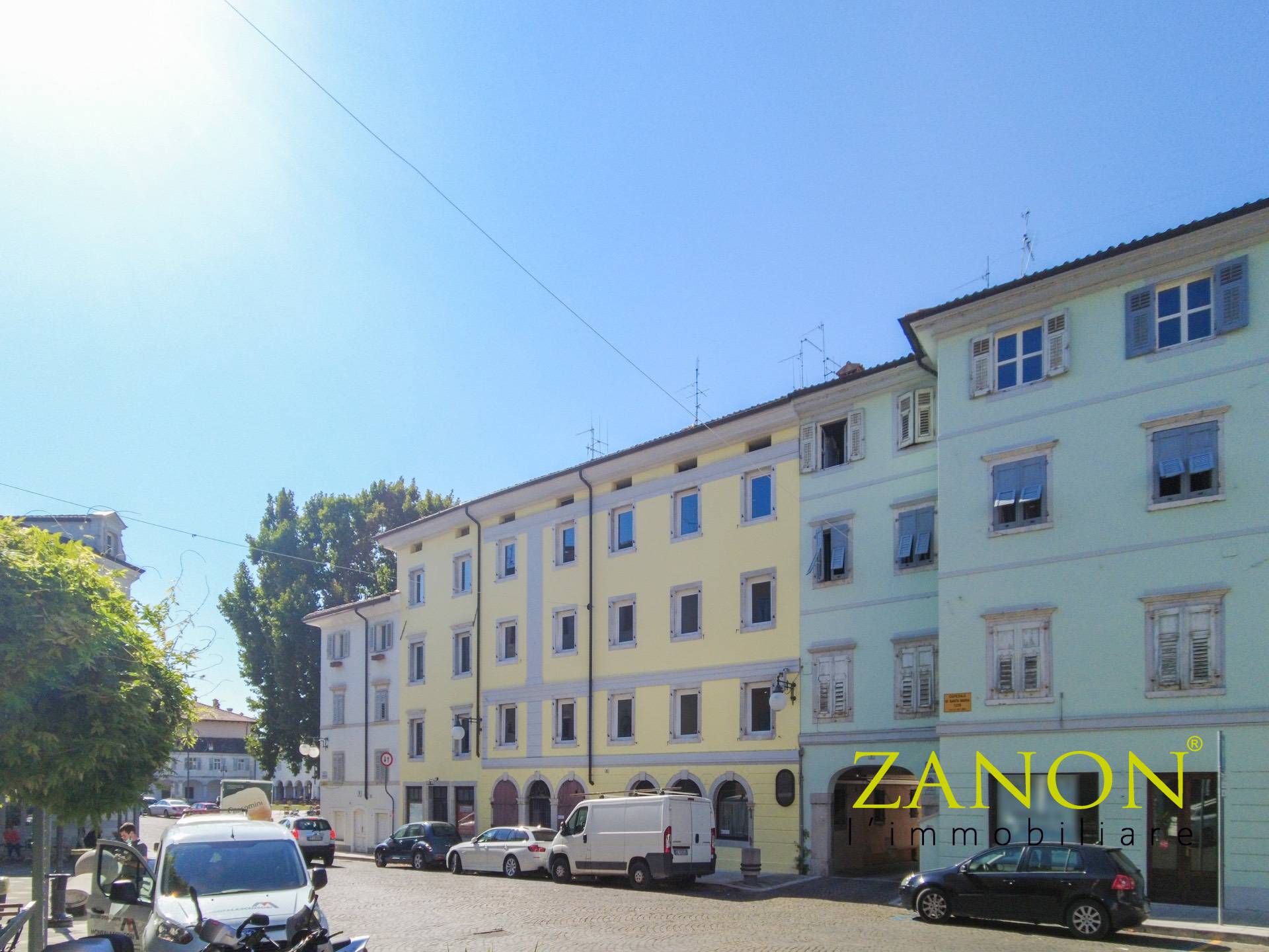 Appartamento in vendita a Gorizia, 5 locali, zona Località: Centrostorico, prezzo € 74.000 | PortaleAgenzieImmobiliari.it