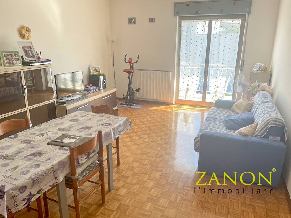 Appartamento in vendita a San Lorenzo Isontino, 7 locali, prezzo € 82.000 | PortaleAgenzieImmobiliari.it