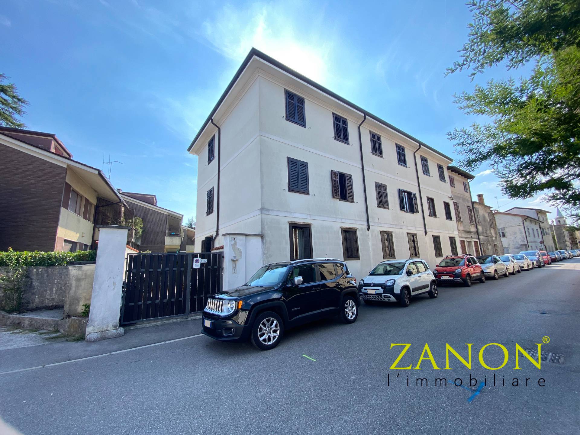 Appartamento in vendita a Gorizia, 6 locali, zona Località: SanRocco, prezzo € 98.000 | PortaleAgenzieImmobiliari.it