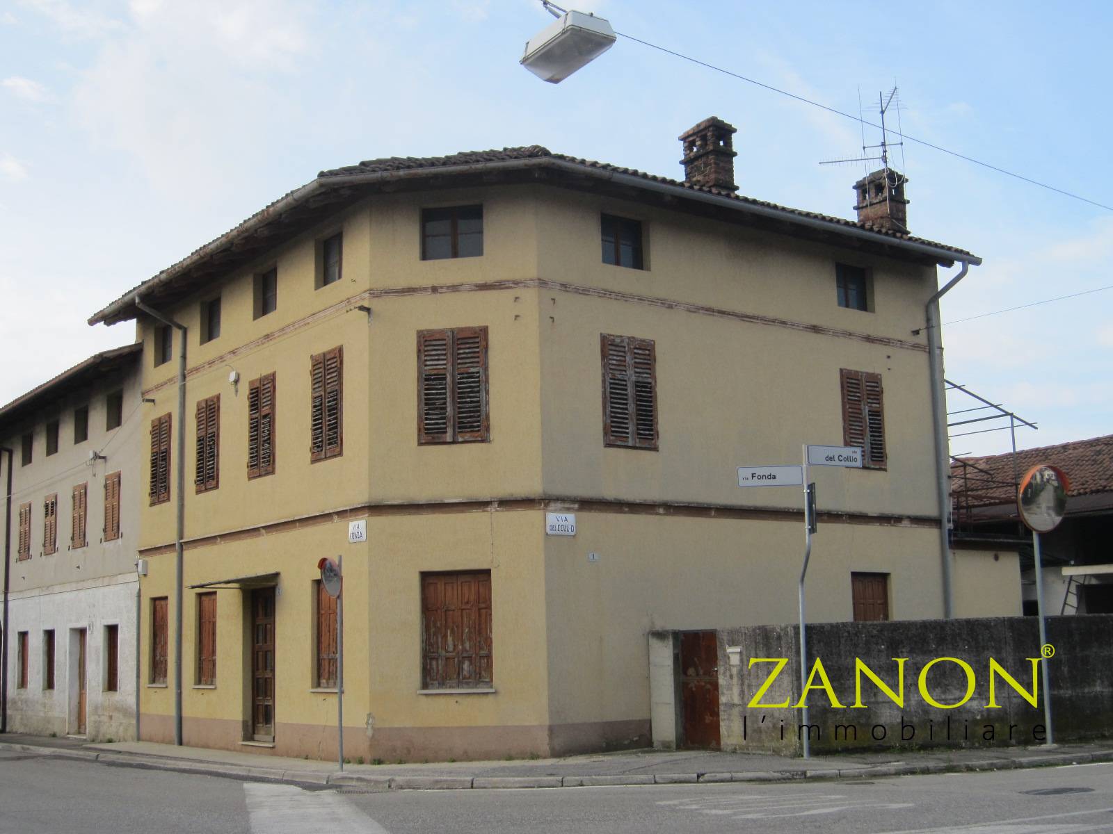Soluzione Semindipendente in vendita a Gorizia, 10 locali, zona nico, prezzo € 88.000 | PortaleAgenzieImmobiliari.it