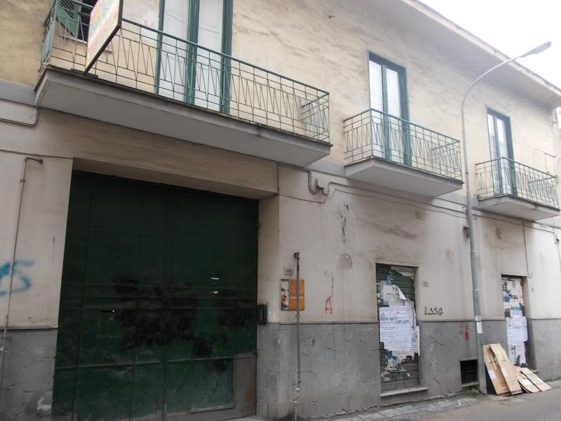 Palazzo / Stabile in vendita a Sant'Antimo, 12 locali, prezzo € 220.000 | PortaleAgenzieImmobiliari.it