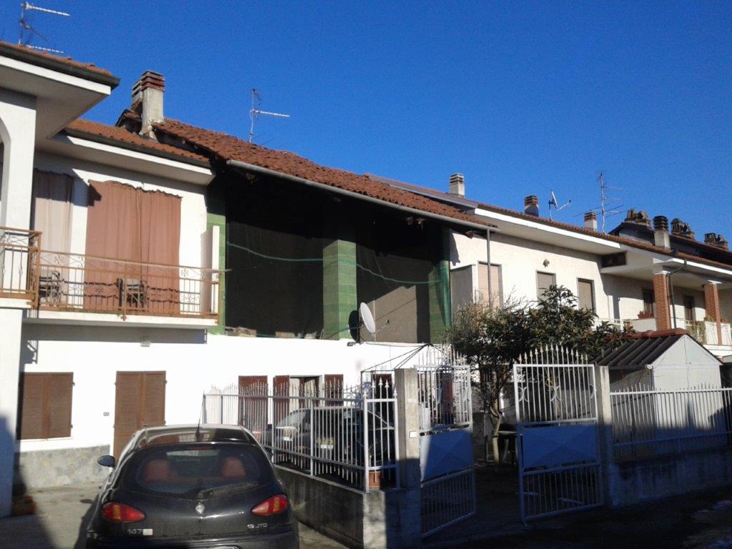 Soluzione Indipendente in vendita a Borgo d'Ale, 3 locali, prezzo € 29.000 | PortaleAgenzieImmobiliari.it