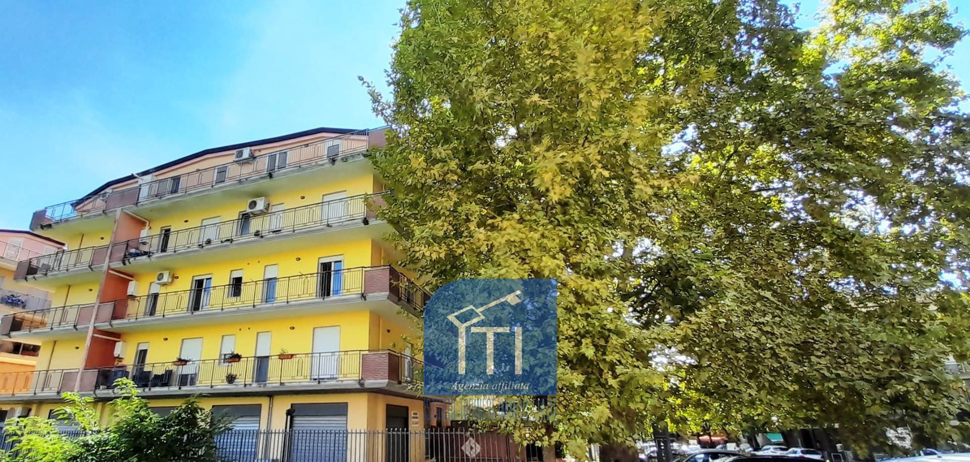 Appartamento in affitto a Cassino, 8 locali, prezzo € 550 | CambioCasa.it