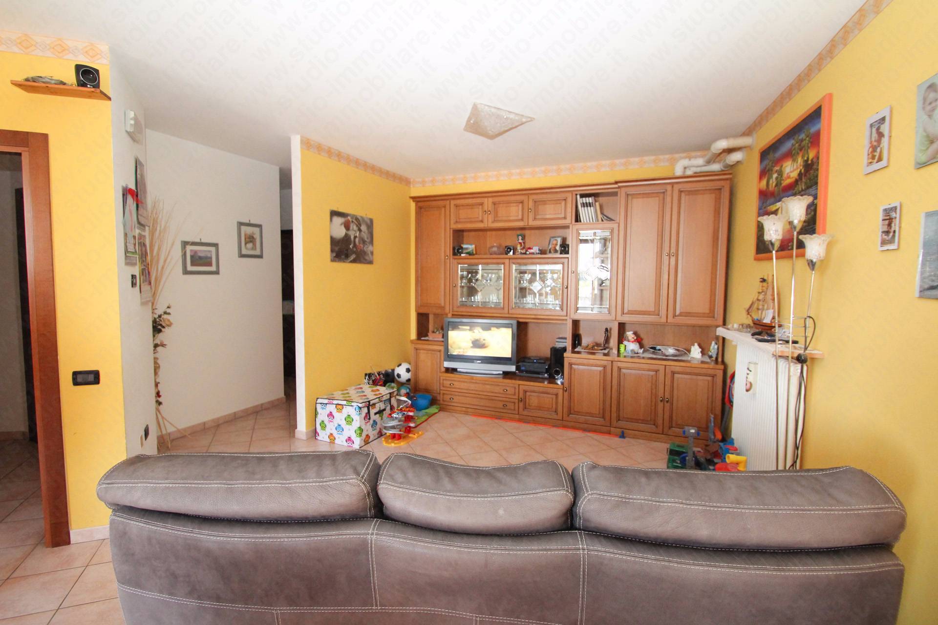 Appartamento in vendita a Bergantino, 3 locali, prezzo € 125.000 | PortaleAgenzieImmobiliari.it