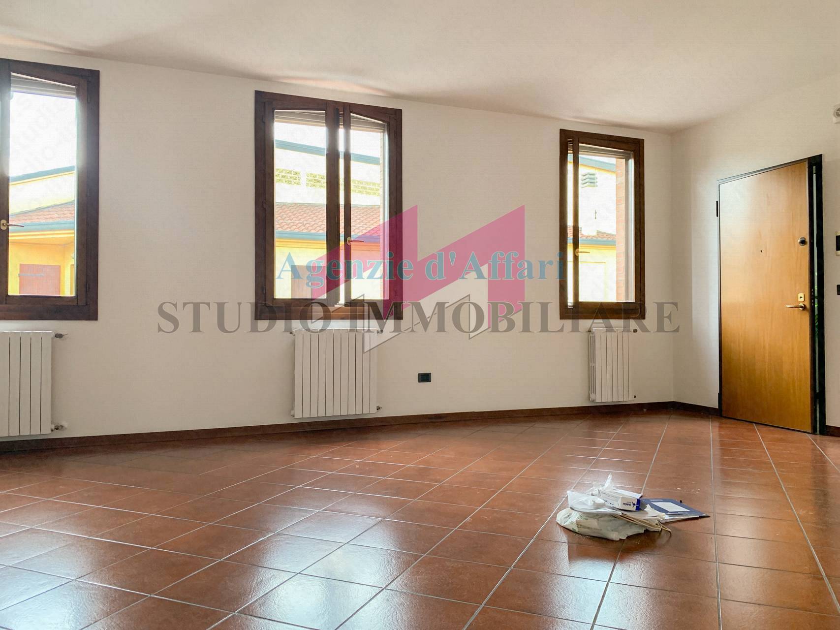Appartamento in vendita a Castelmassa, 5 locali, prezzo € 125.000 | PortaleAgenzieImmobiliari.it