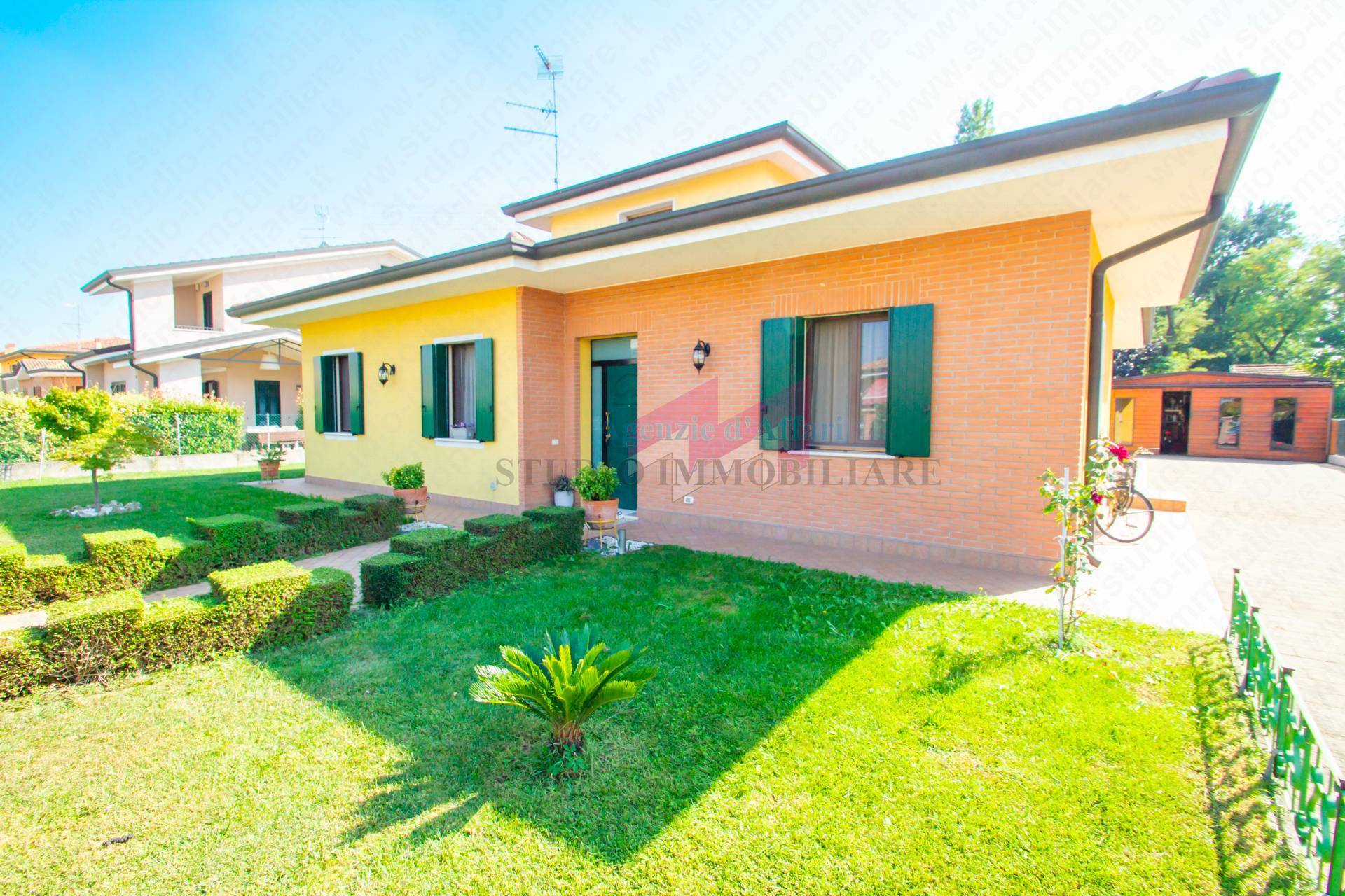 Villa in vendita a Melara, 5 locali, prezzo € 239.000 | PortaleAgenzieImmobiliari.it