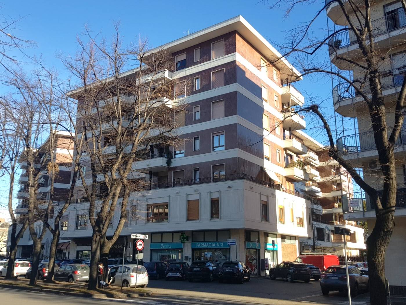 Appartamento in vendita a Busto Arsizio, 4 locali, zona Località: Tribunale, prezzo € 235.000 | PortaleAgenzieImmobiliari.it