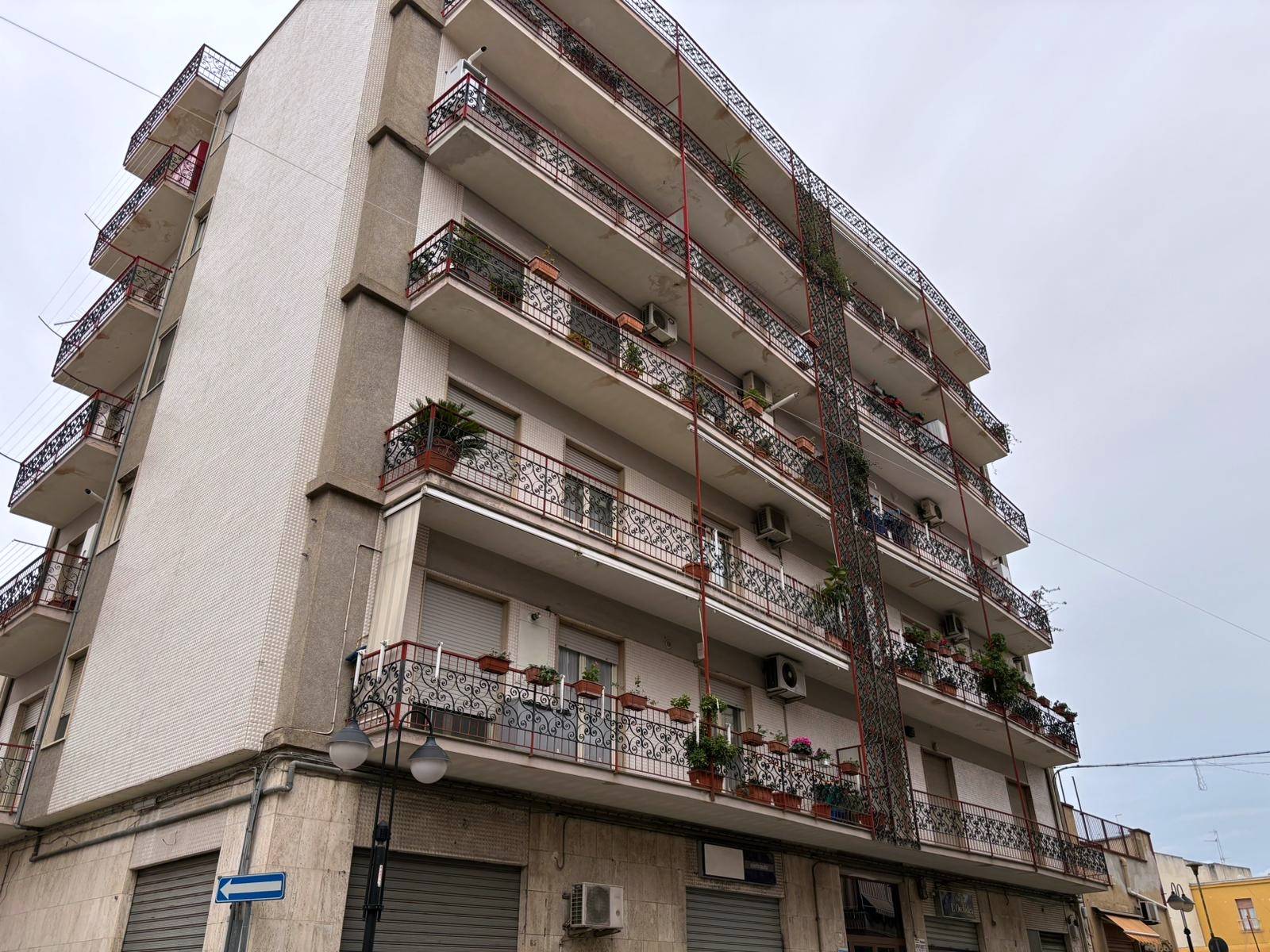 Appartamento in vendita a Canosa di Puglia, 4 locali, prezzo € 109.000 | PortaleAgenzieImmobiliari.it