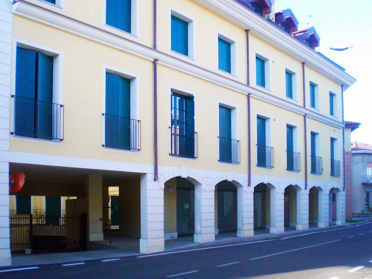 Appartamento in vendita a Cairate, 4 locali, zona adello, prezzo € 255.000 | PortaleAgenzieImmobiliari.it