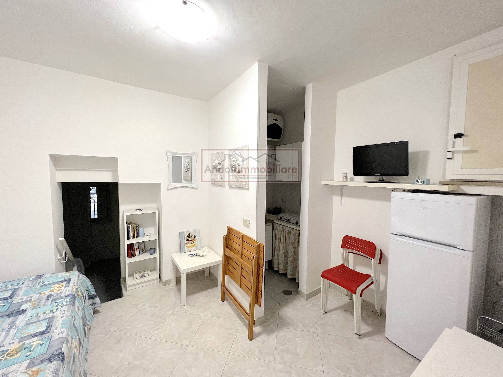 Appartamento in vendita a Gaeta, 4 locali, prezzo € 215.000 | CambioCasa.it