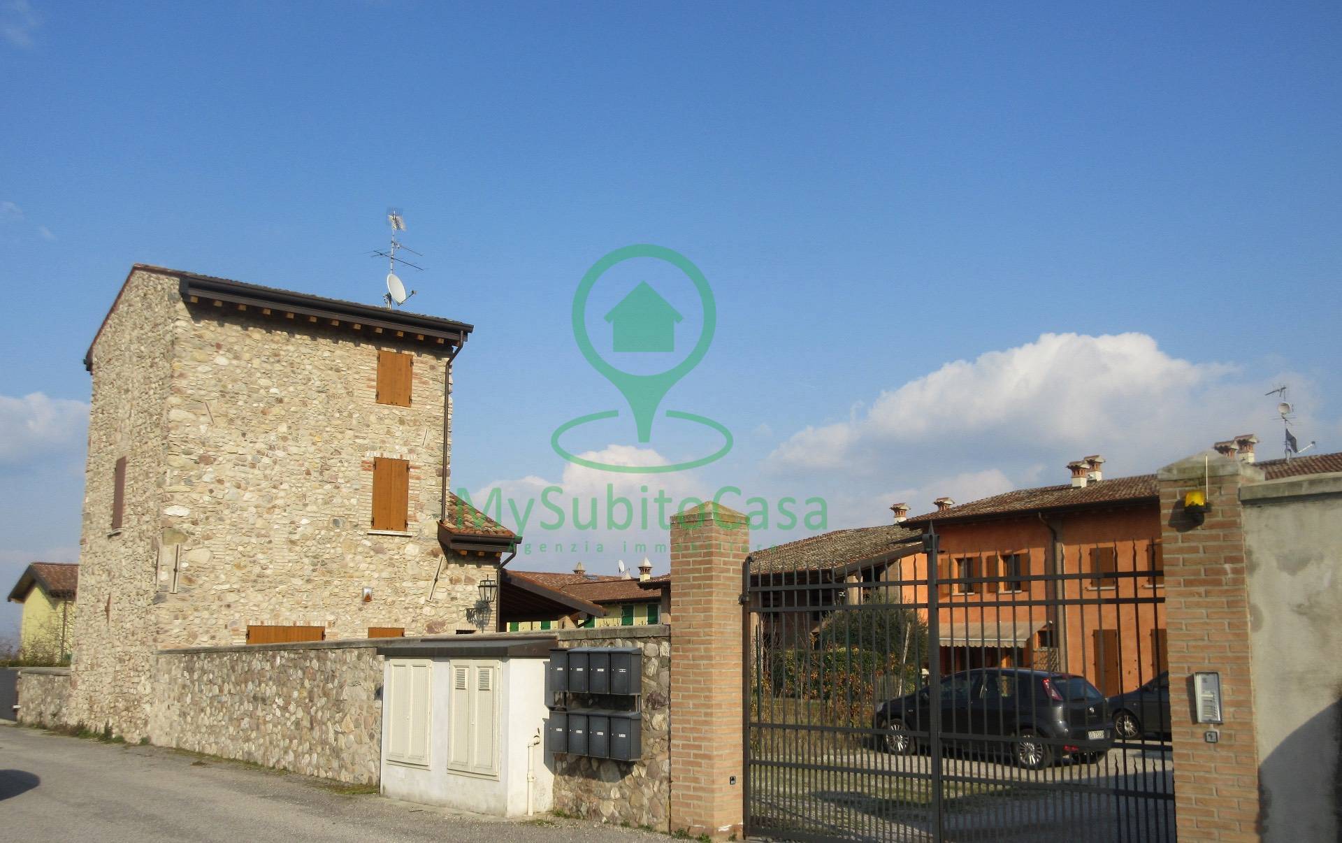 Villa a Schiera in vendita a Solferino, 4 locali, prezzo € 240.000 | PortaleAgenzieImmobiliari.it
