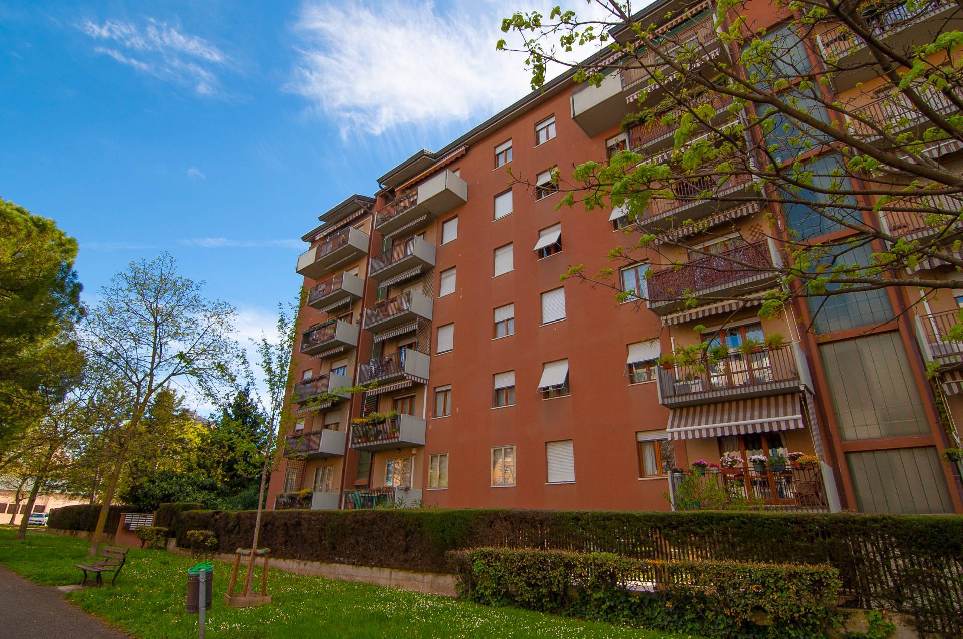 Appartamento in vendita a Verona, 5 locali, zona Località: Saval, prezzo € 290.000 | PortaleAgenzieImmobiliari.it