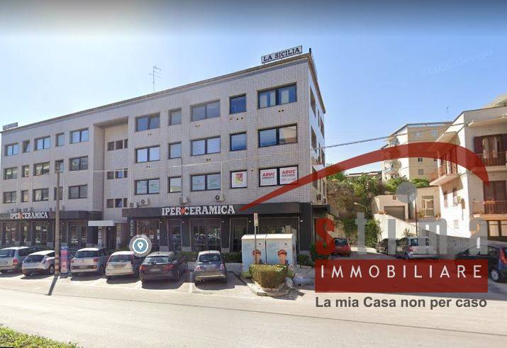 Ufficio / Studio in vendita a Siracusa, 9999 locali, zona Località: Teracati, prezzo € 85.000 | CambioCasa.it