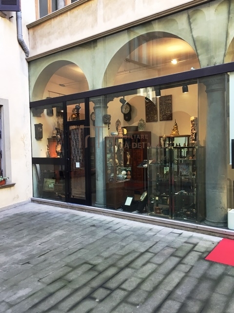 Negozio / Locale in Vendita a Bergamo