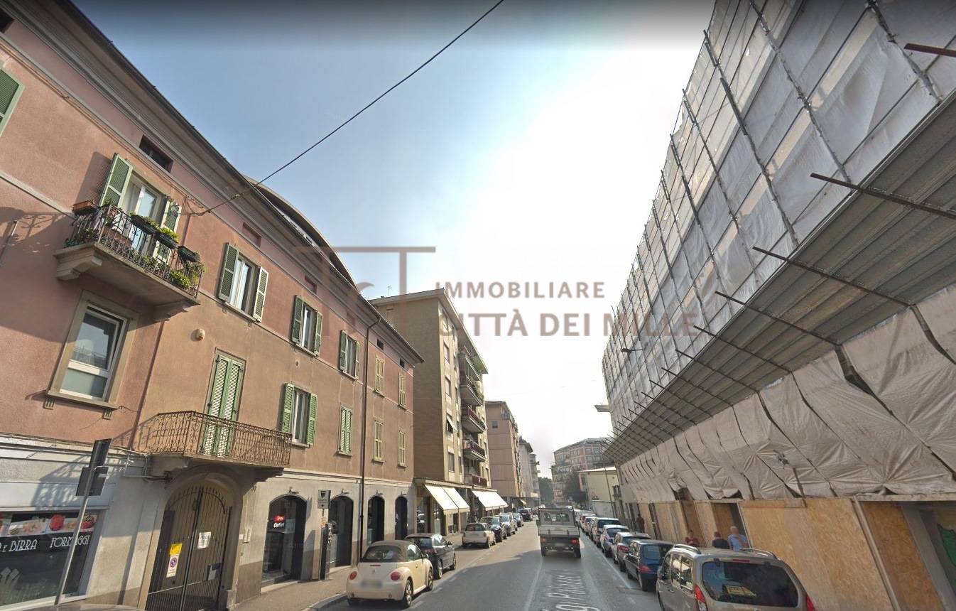 Negozio / Locale in vendita a Bergamo, 9999 locali, zona Località: Centro, prezzo € 890.000 | PortaleAgenzieImmobiliari.it