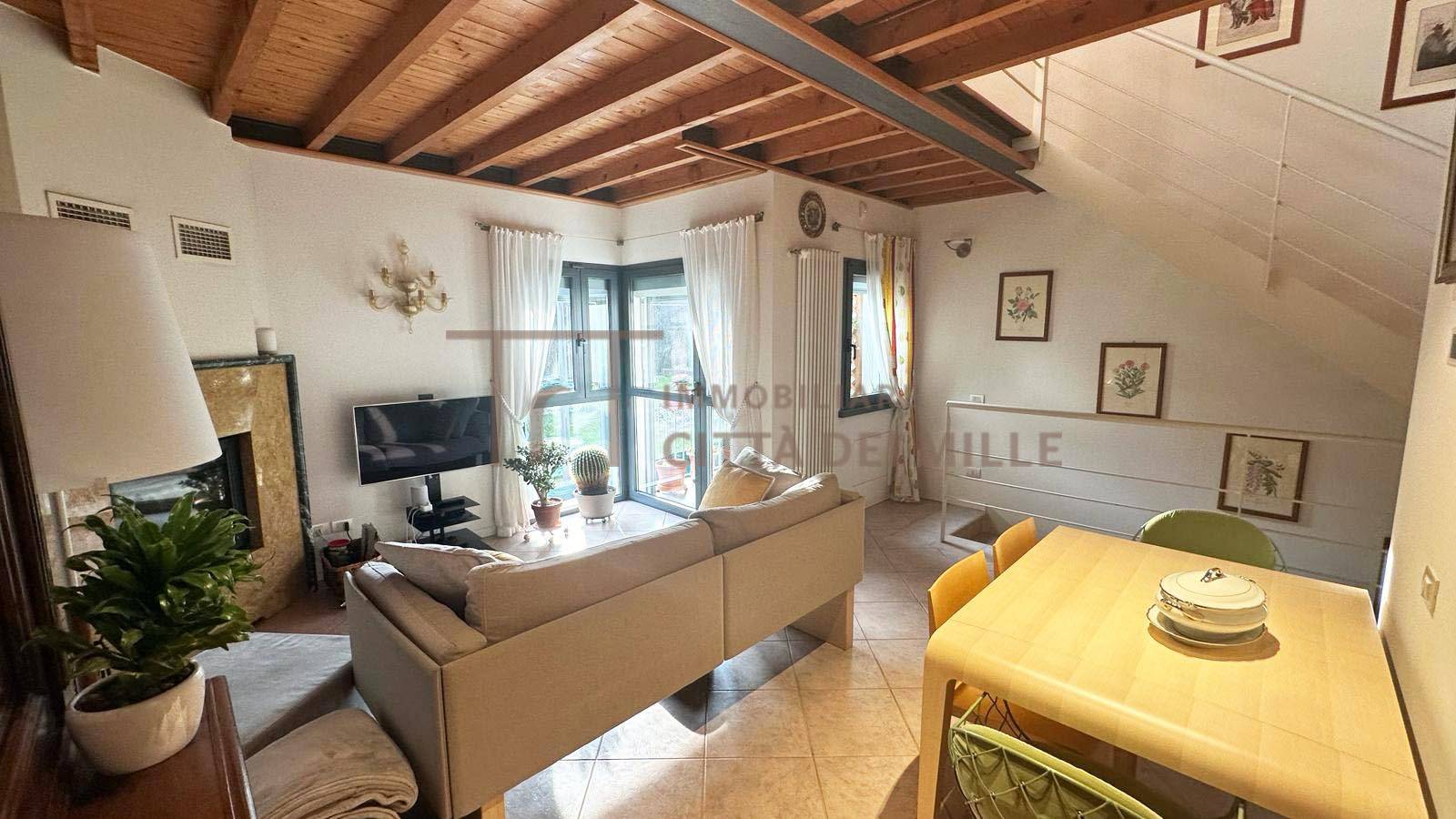 Appartamento in vendita a Ranica, 3 locali, zona Località: BorgoSale, prezzo € 300.000 | PortaleAgenzieImmobiliari.it