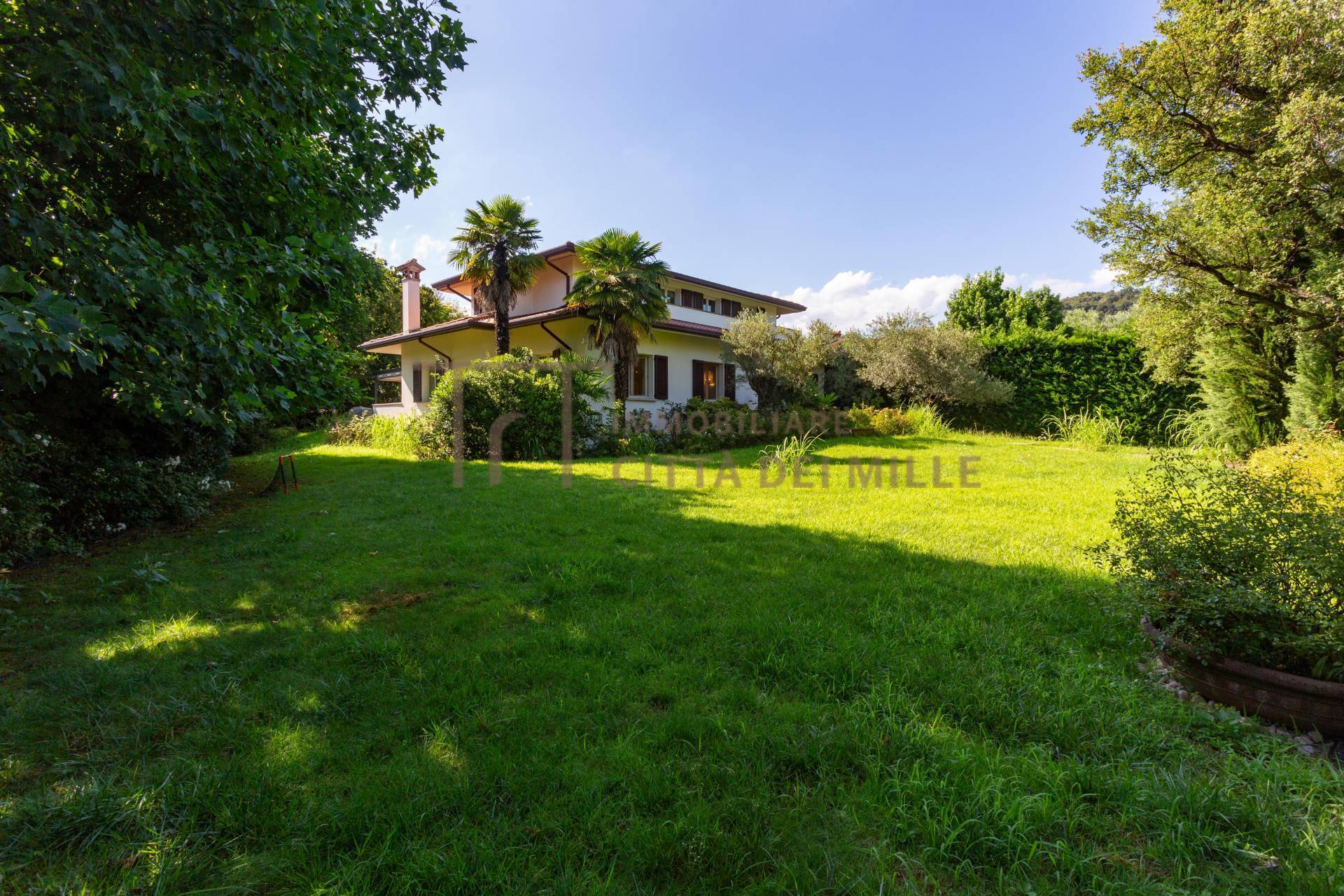 Villa in vendita a Bergamo, 5 locali, zona uelo, Trattative riservate | PortaleAgenzieImmobiliari.it