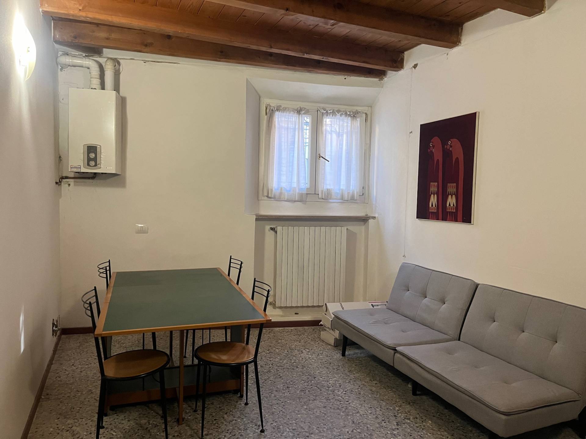 Appartamento in affitto a Ferrara, 4 locali, zona Località: Centrostorico, prezzo € 750 | PortaleAgenzieImmobiliari.it