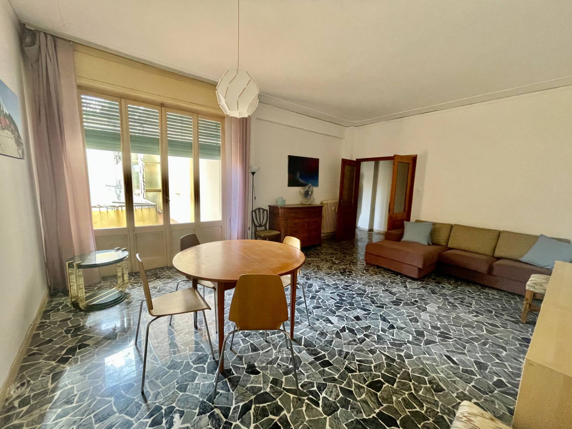 Appartamento in affitto a Ferrara, 3 locali, zona Località: Centrostorico, prezzo € 880 | PortaleAgenzieImmobiliari.it