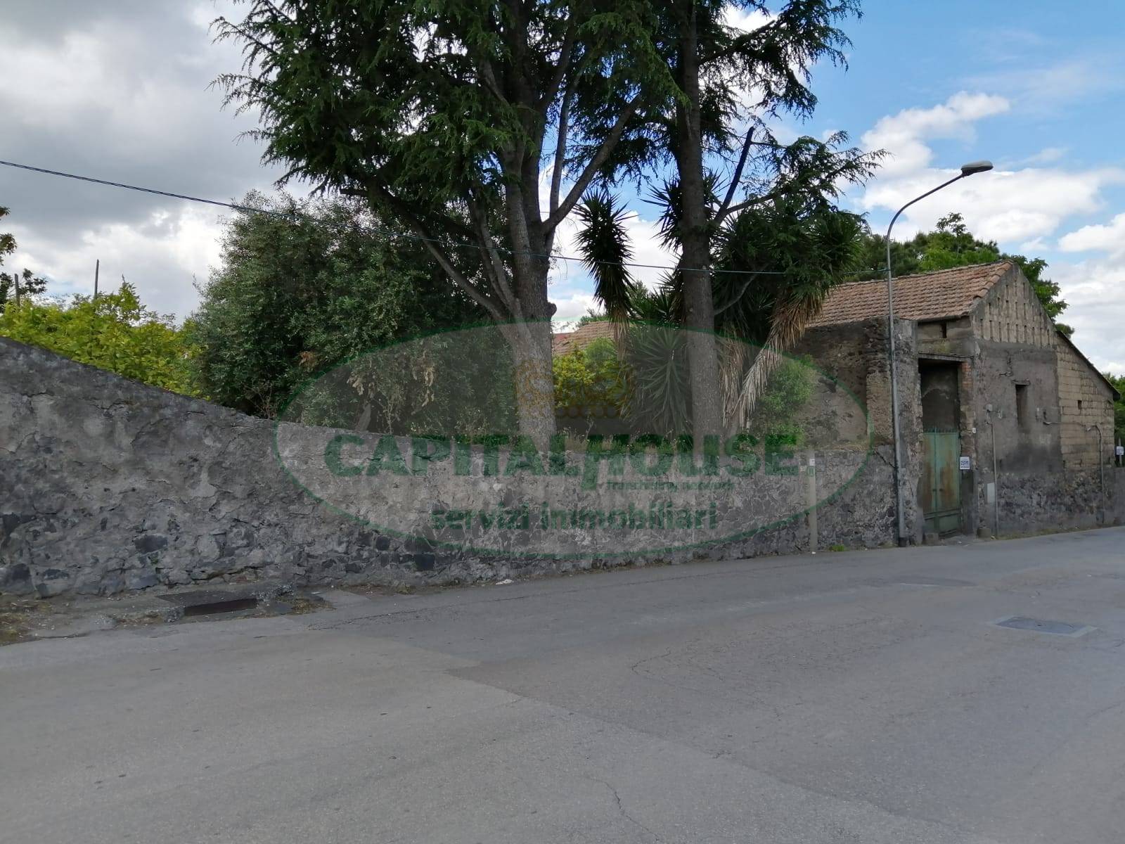 Rustico / Casale in affitto a Ottaviano, 4 locali, Trattative riservate | CambioCasa.it