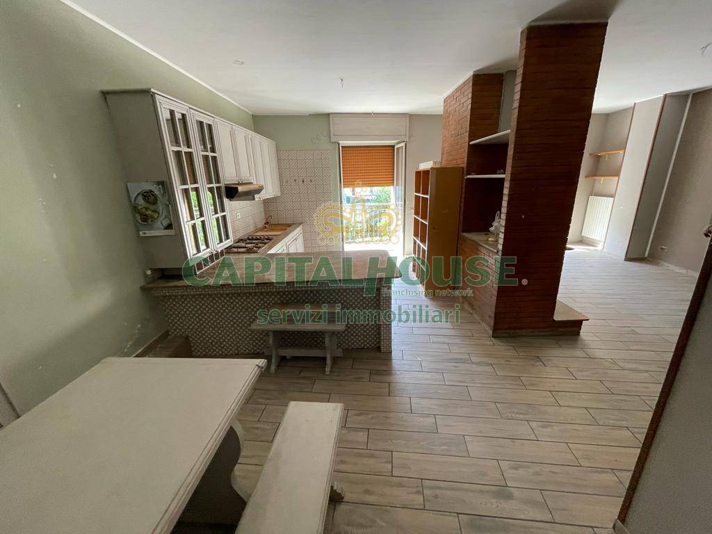 Appartamento in vendita a Somma Vesuviana, 4 locali, prezzo € 140.000 | PortaleAgenzieImmobiliari.it