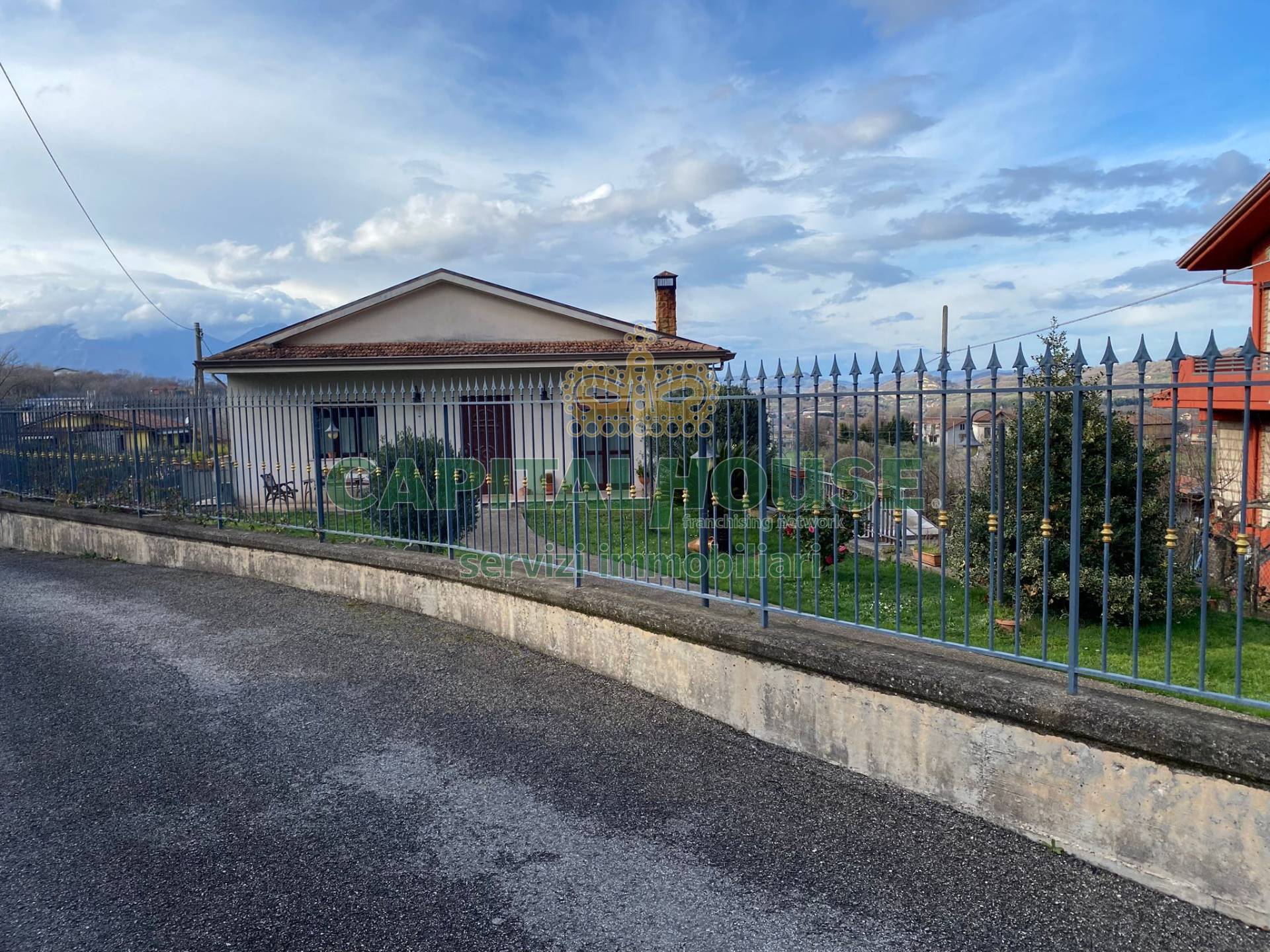 Villa in vendita a San Michele di Serino, 6 locali, prezzo € 219.000 | PortaleAgenzieImmobiliari.it
