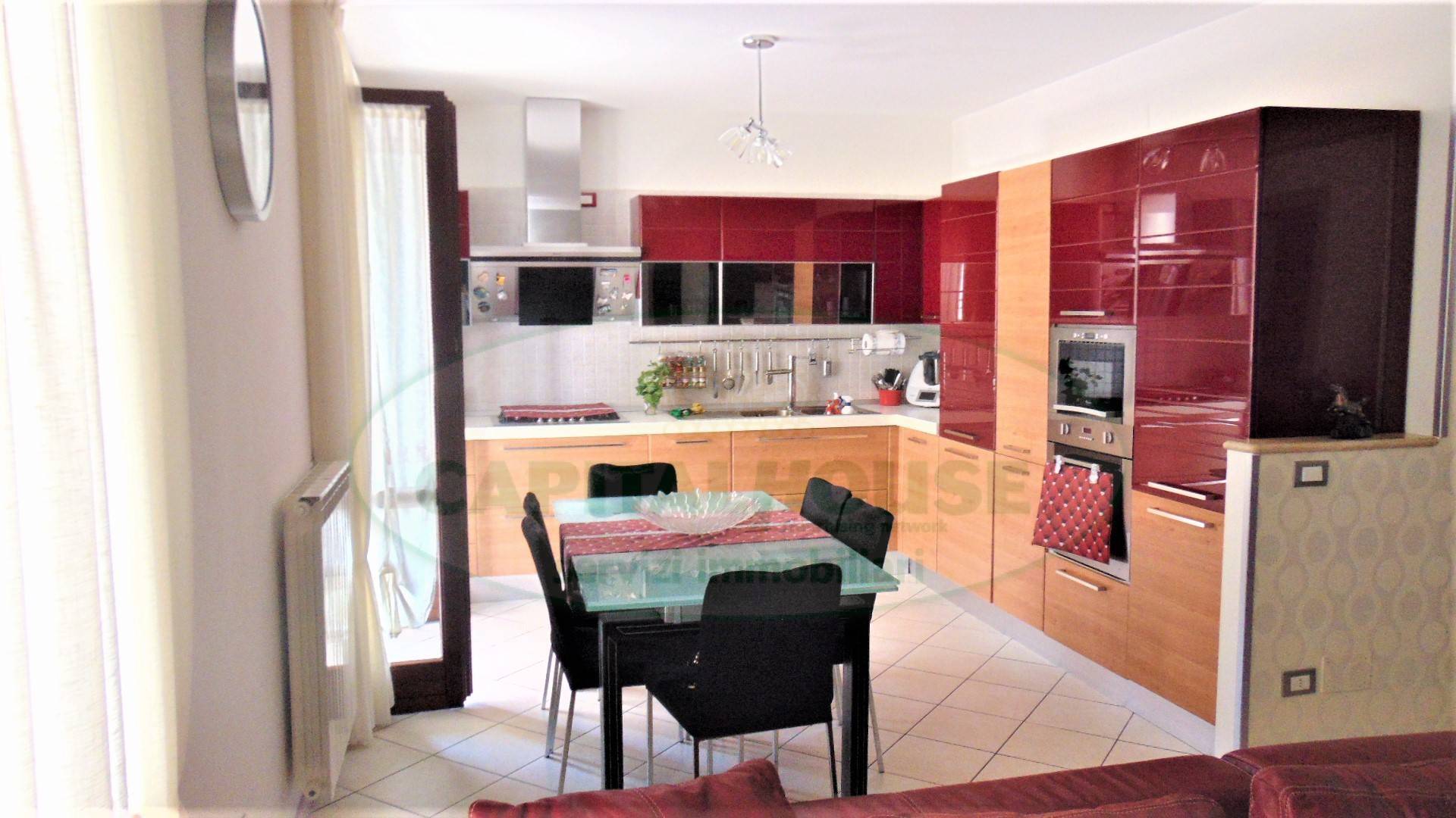 Appartamento in vendita a Sirignano, 4 locali, prezzo € 135.000 | CambioCasa.it