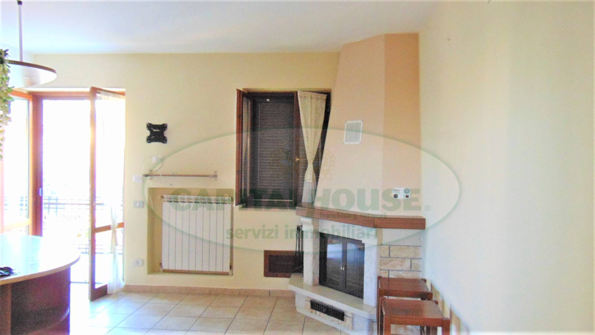 Appartamento in vendita a Sirignano, 3 locali, prezzo € 110.000 | CambioCasa.it